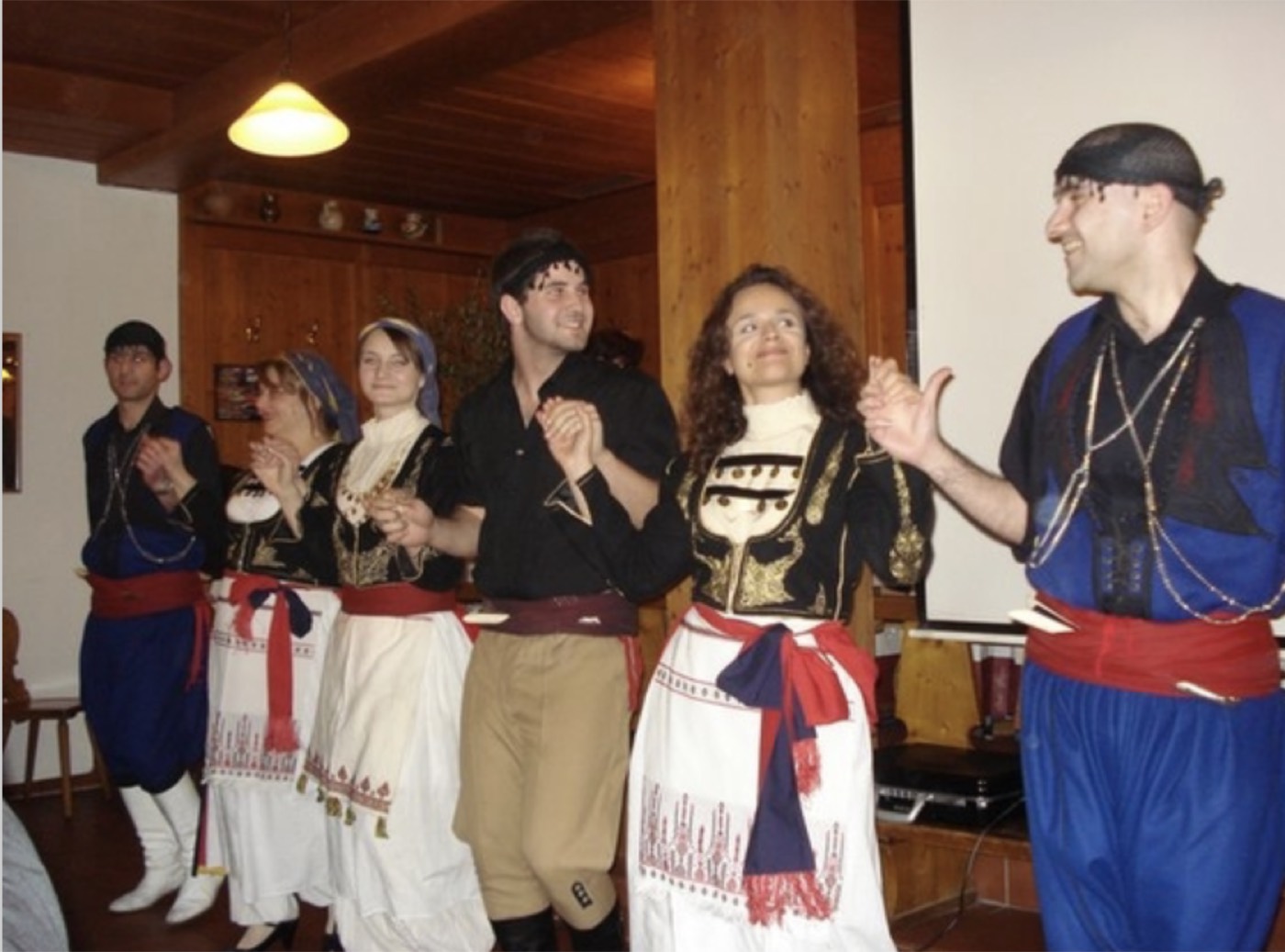 Στιγμή από εκδήλωση της Παγκρητικής Ομοσπονδίας Ευρώπης